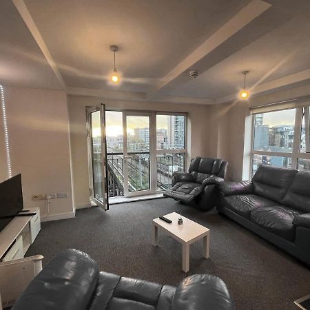 City View Spacious 2 Bed Apartment 2 Bathrooms Manchester Exteriör bild