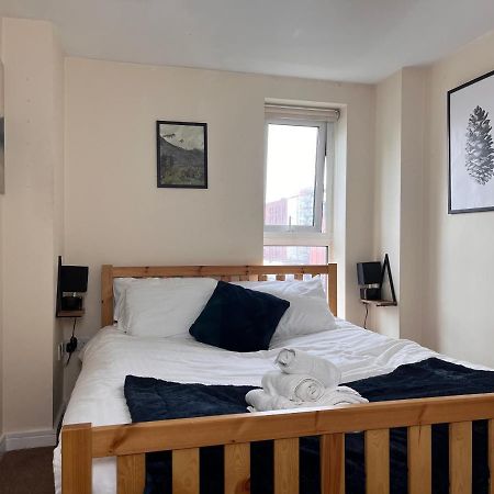 City View Spacious 2 Bed Apartment 2 Bathrooms Manchester Exteriör bild